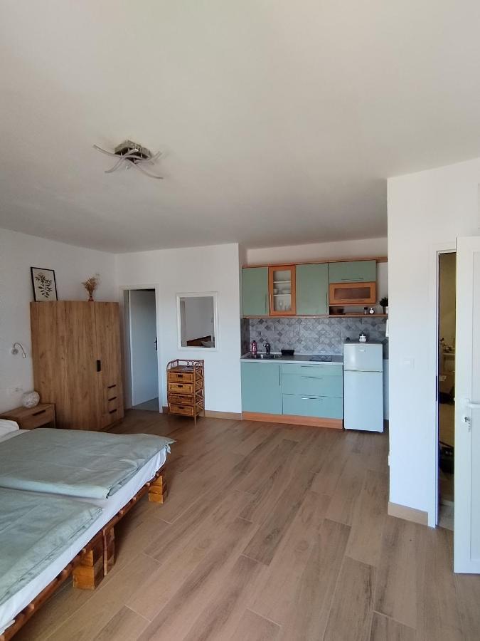 Stonewood Dalmacija Apartment Primosten Ngoại thất bức ảnh