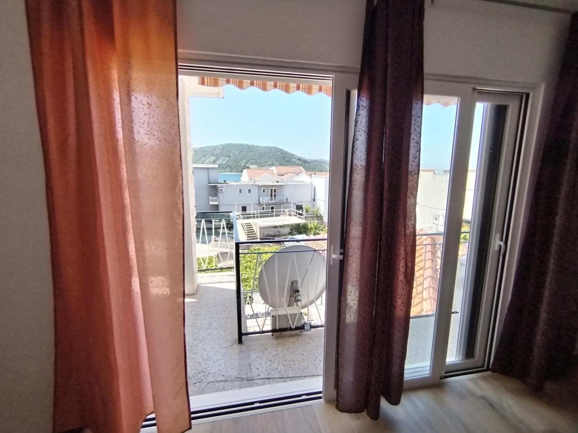 Stonewood Dalmacija Apartment Primosten Phòng bức ảnh