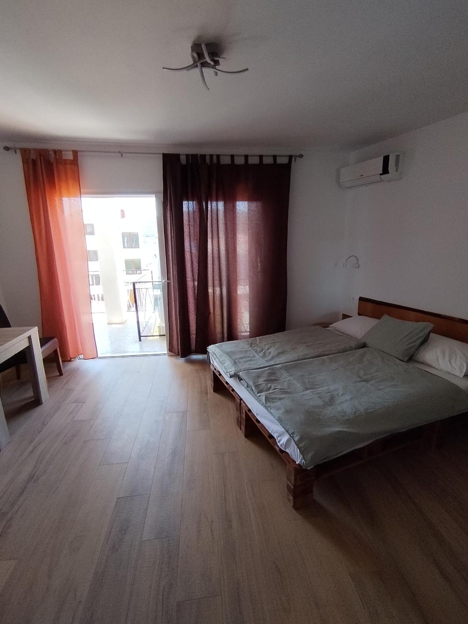 Stonewood Dalmacija Apartment Primosten Phòng bức ảnh